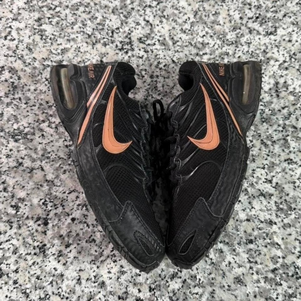 Nike Air Max Torch 4 Black Metallic Sneaker Shoe W9 343851 - Picture 2 of 7
